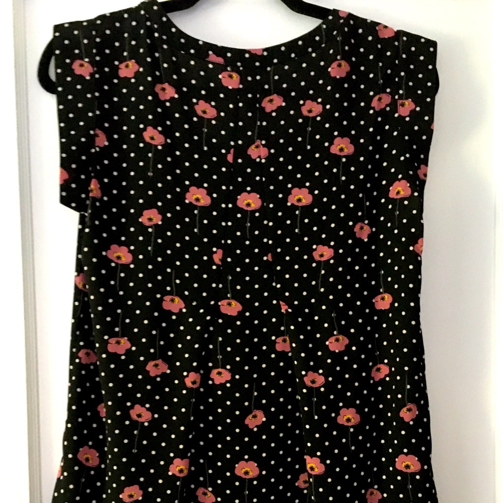 Women’s blouse
